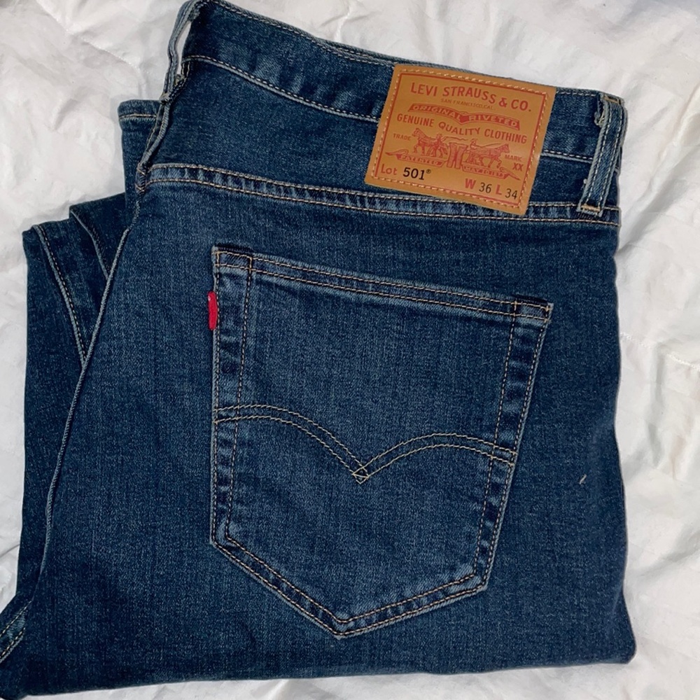 Mens levis